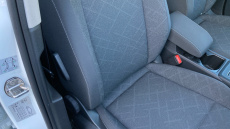 Volkswagen Golf 1.5 TSI Life 5dr Petrol Hatchback